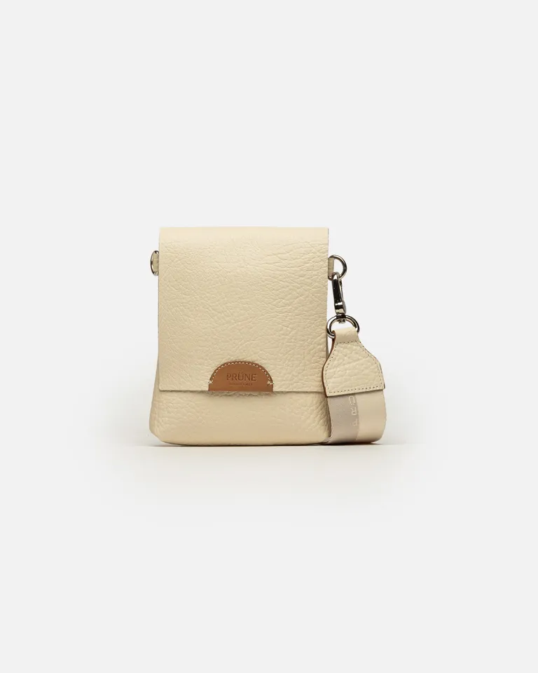 Bolso de mano de cuero graneado con correa larga para uso diario de Prüne en Bolsos y Carteras para argentina