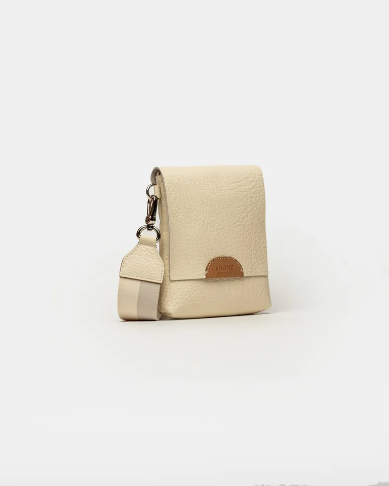 Bolso de mano de cuero graneado con correa larga para uso diario de Prüne en Bolsos y Carteras para argentina