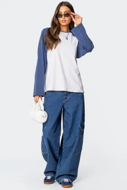 Remera manga larga raglán oversize de Edikted en Remeras para argentina