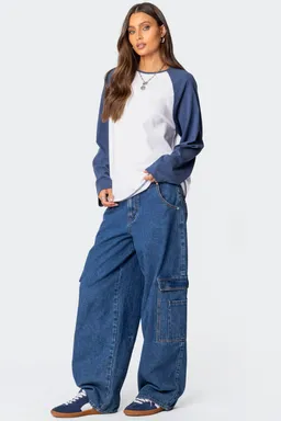 Remera manga larga raglán oversize de Edikted en Remeras para argentina