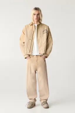Jeans wide leg chevrolet de Pull&Bear en Pantalones para argentina