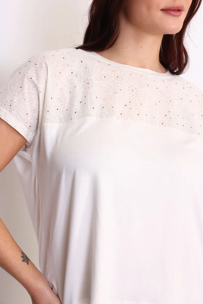 Remera de jersey suave y amplia para mujer de Yagmour en Remeras para argentina