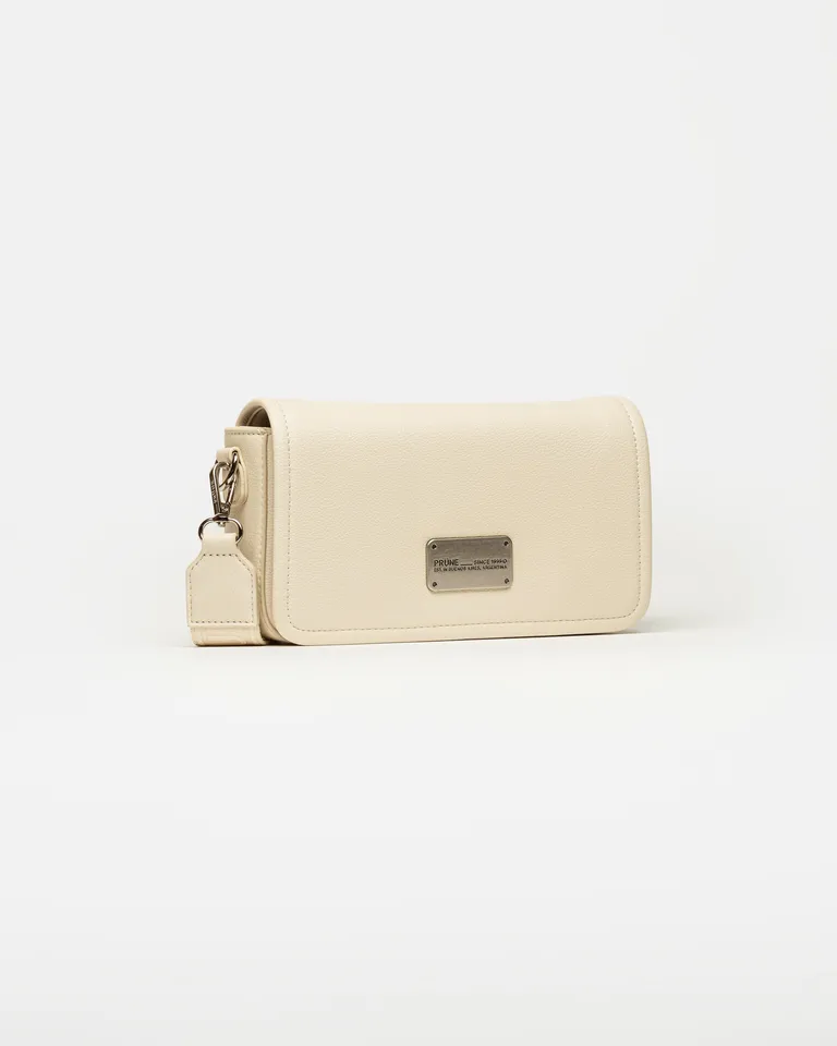 Bandolera de diseño contemporáneo con formato horizontal y detalles de costura de Prüne en Bolsos y Carteras para argentina