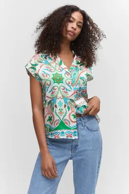 Camisa satinada estampada de Mango en Camisas para argentina