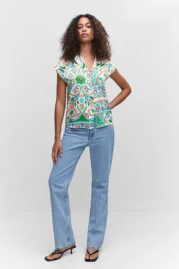Camisa satinada estampada de Mango en Camisas para argentina