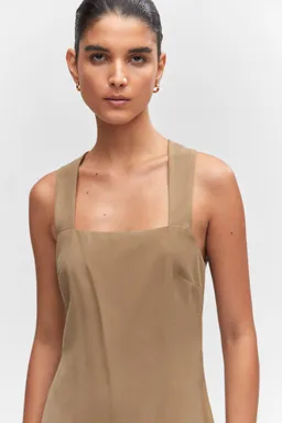 Vestido espalda cruzada de Mango en Vestidos para argentina