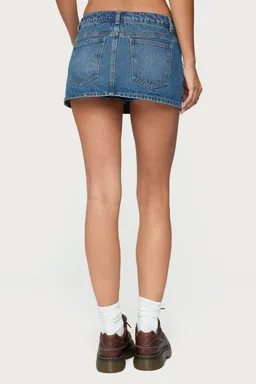 Minifalda short denim anudada de Edikted en Shorts para argentina