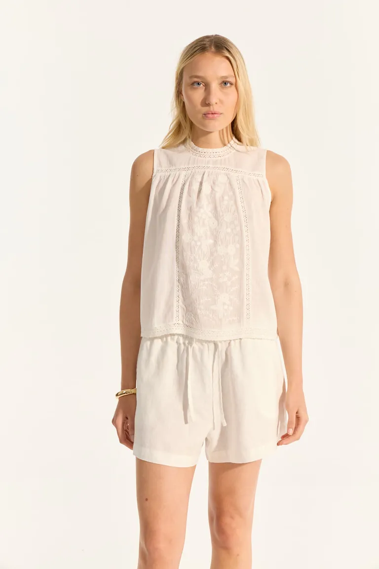 Top bordado de manga corta, diseño delicado y femenino para una apariencia elegante de Portsaid en Blusas para argentina