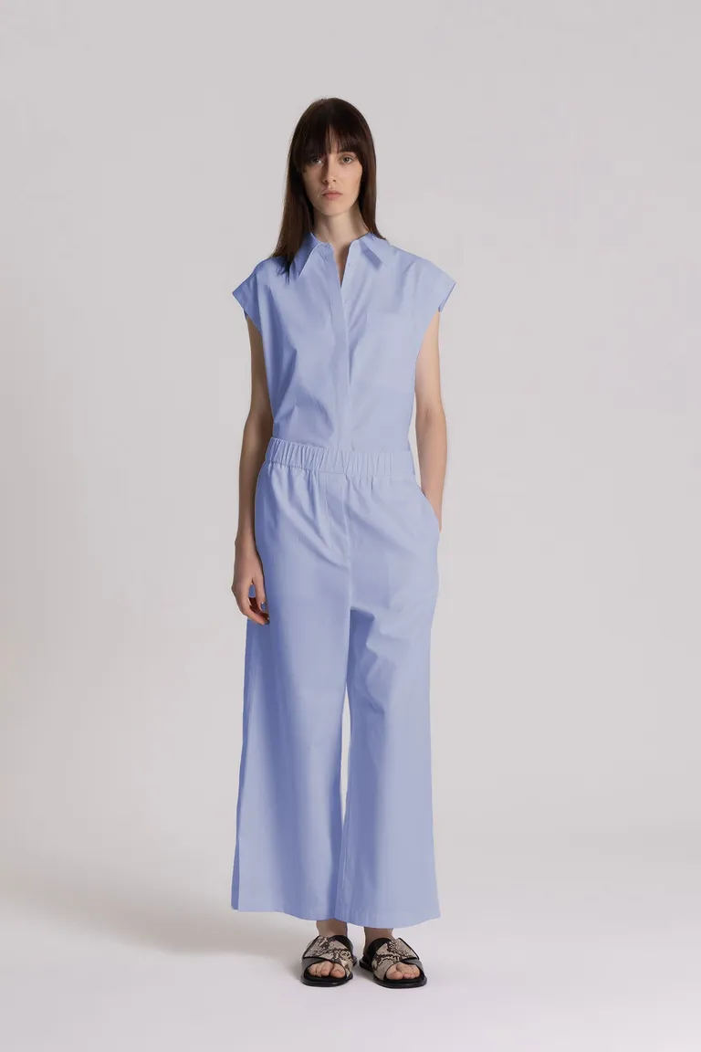 Pantalón celeste de corte relajado y cintura elástica para mujer de Maria Cher en Pantalones para argentina