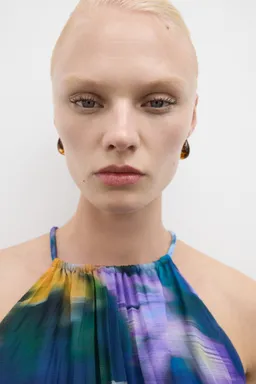 Vestido plisado estampado de Mango en Vestidos para argentina