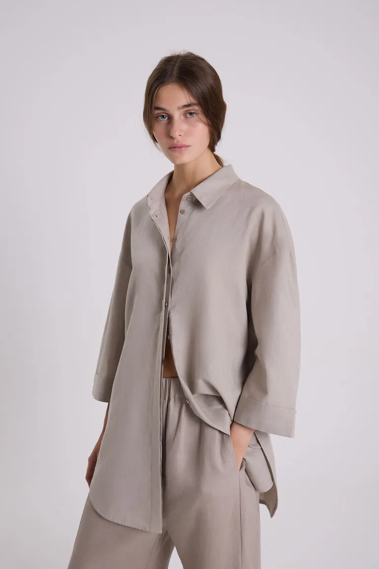 Camisa de lino y algodón de corte recto y manga 3/4 para mujer de Maria Cher en Camisas para argentina