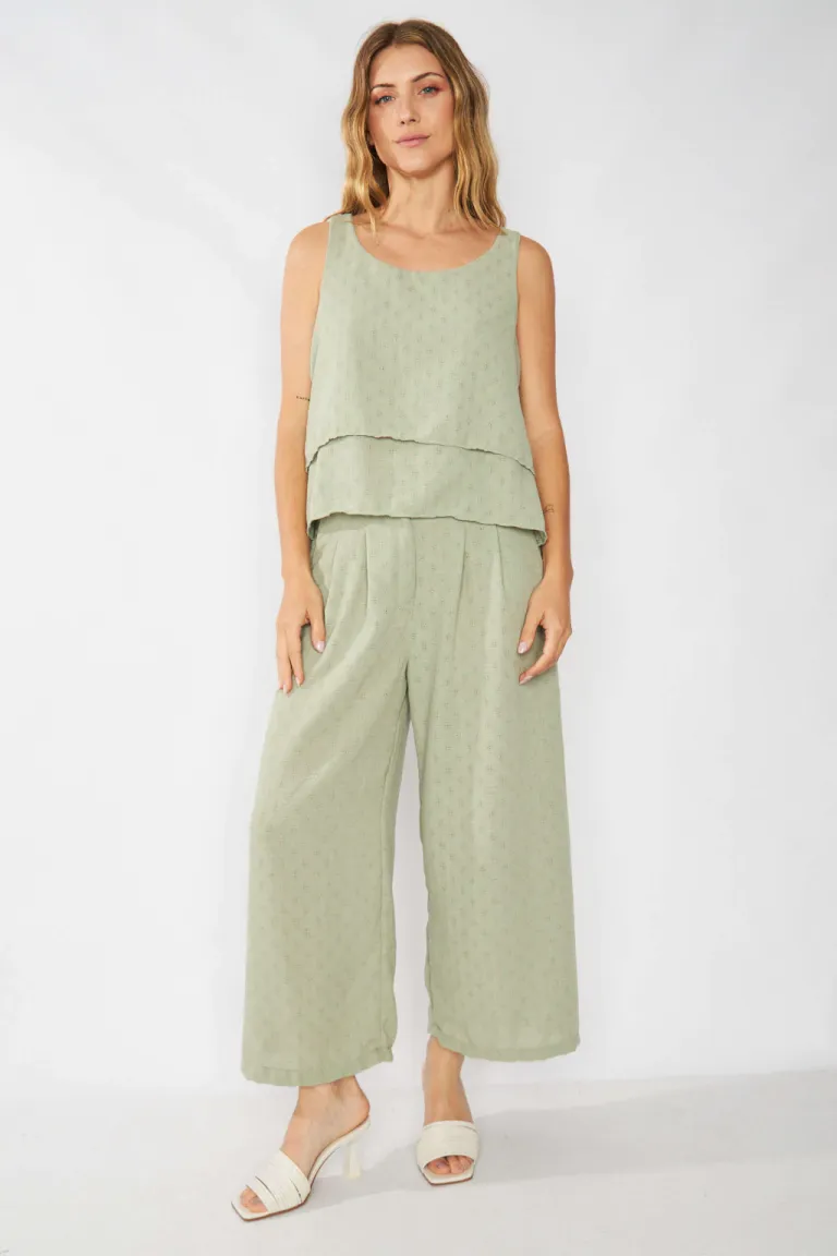 Pantalón Capri de Lino Calado en Verde para Mujer de Belle en Pantalones para argentina