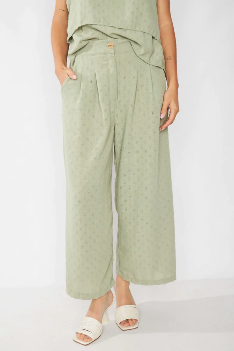 Pantalón Capri de Lino Calado en Verde para Mujer de Belle en Pantalones para argentina