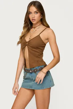 Musculosa ante sintético con abertura de Edikted en Tops para argentina