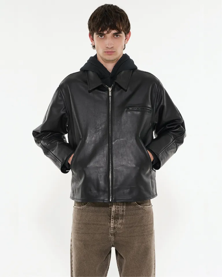 Chaqueta de cuero negra de calce relajado y diseño unisex de Ay Not Dead en Chaquetas para argentina