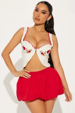 Top floral blossom de Fashion Nova en Tops para argentina