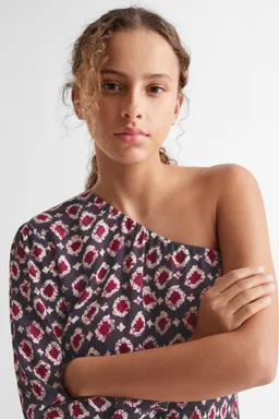Vestido asimétrico estampado de Mango Teen en Vestidos para argentina