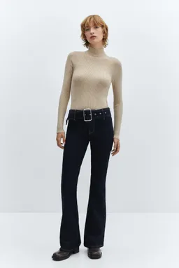 Jeans flare cinturón de Mango en Pantalones para argentina