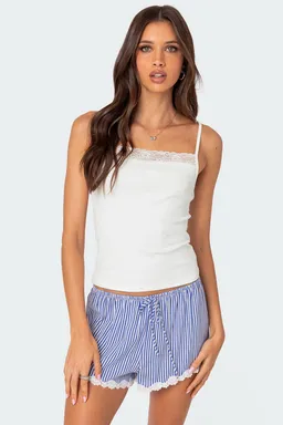 Musculosa encaje gretchen de Edikted en Tops para argentina