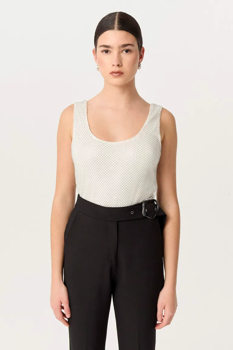 Top de red con strass de calce al cuerpo y escote en u profundo de Markova en Tops para argentina