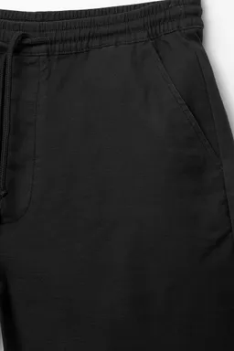 Bermuda básica cordón de Pull&Bear en Bermudas y Shorts para argentina