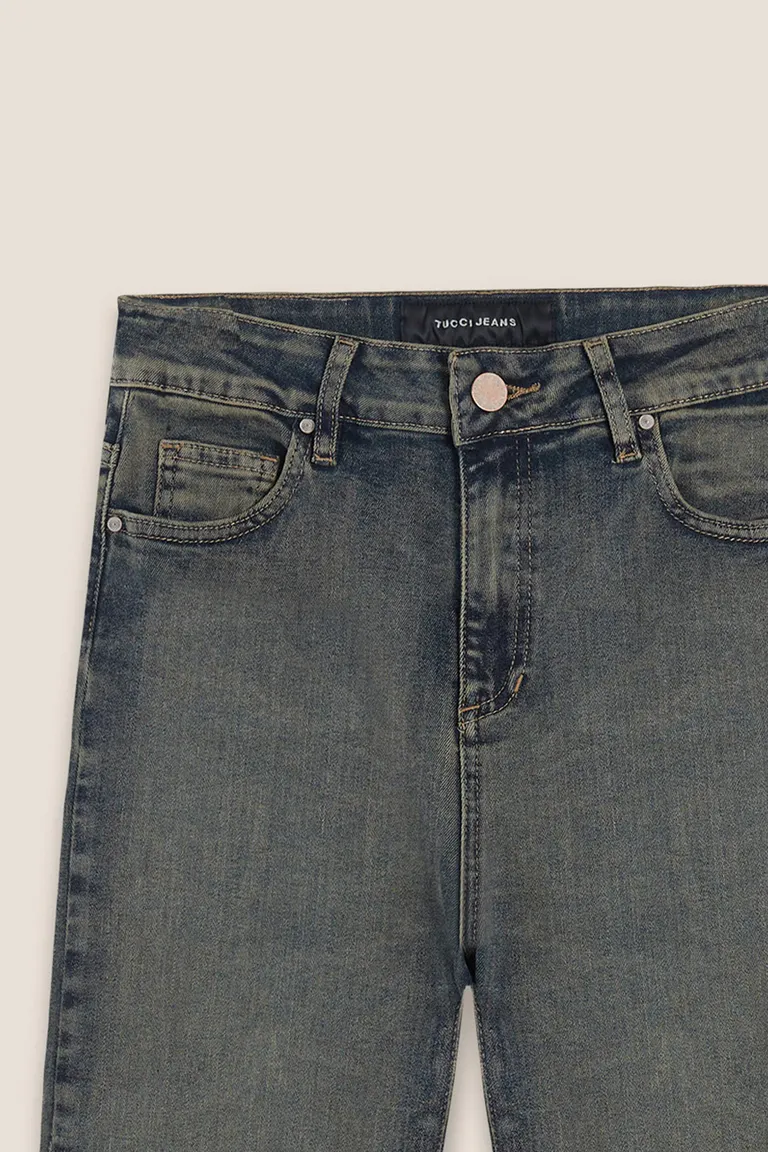 Pantalón de denim tiro alto con acabado especial y desgaste vintage de Tucci en Pantalones para argentina