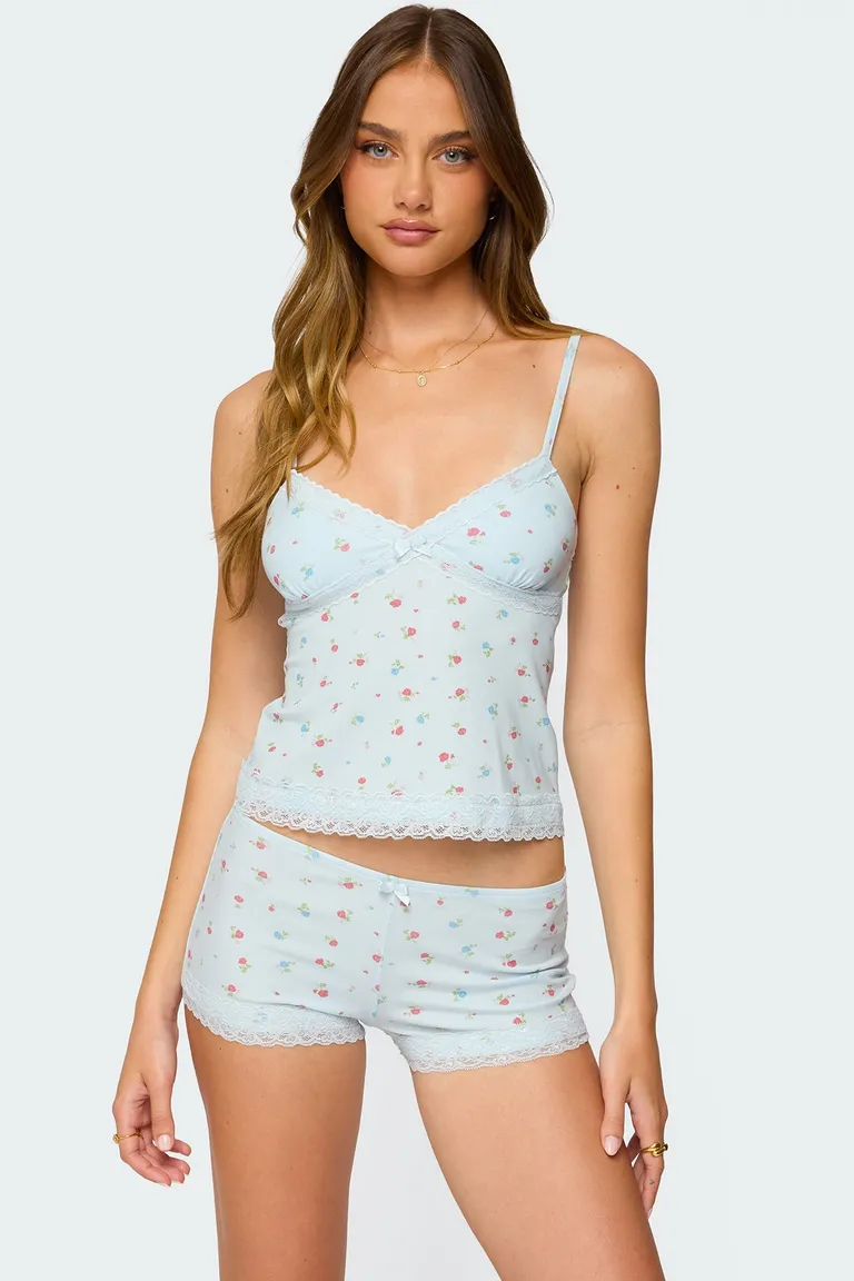 Musculosa floreada aurea encaje de Edikted en Pijamas y Sleepwear para argentina