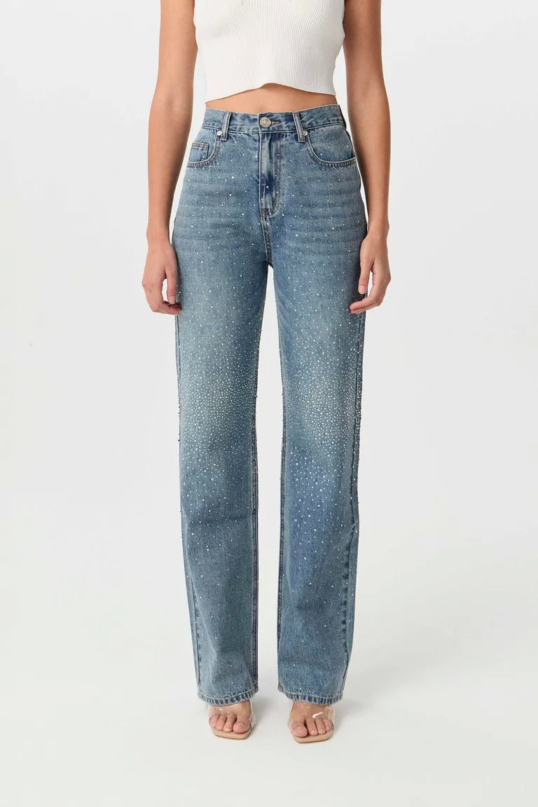 Pantalones vaqueros de pierna ancha con diseño de cristales aplicados por termofusión de Markova en Pantalones para argentina