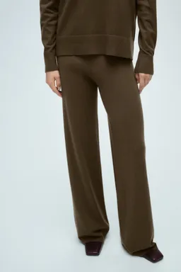 Pantalón wideleg punto fino de Mango en Pantalones para argentina