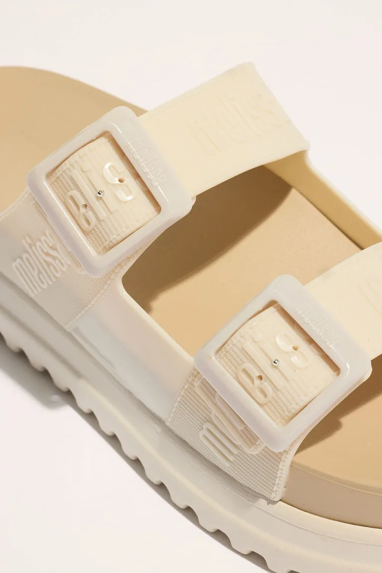 Sandalia Melissa Cozy M Lover Platform: Plataforma Cómoda y Elegante para Momentos Relajados de Portsaid en Sandalias para argentina