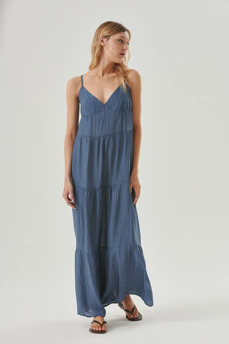 Vestido largo y fluido en voile arrugado con breteles finos y silueta relajada de Sweet en Vestidos para argentina