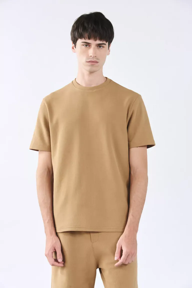 Remera oversize de manga corta en tono beige para hombre de Bensimon en Remeras y Polos para argentina