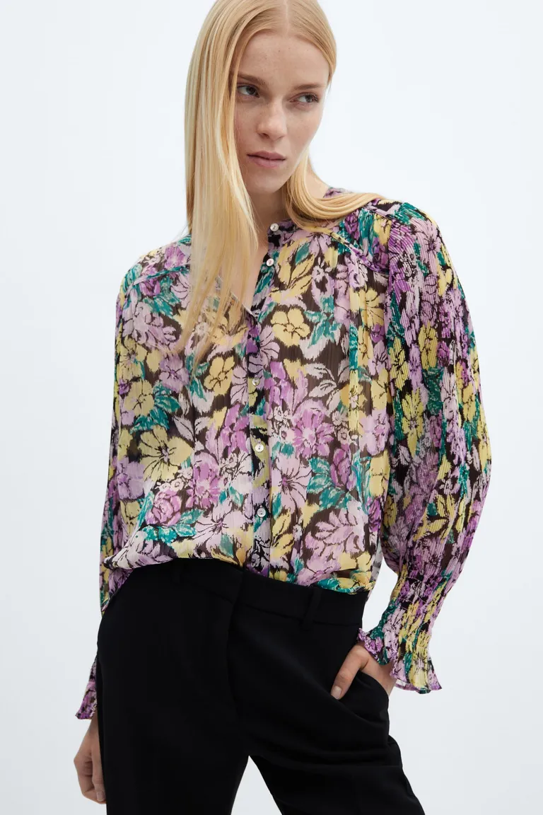 Blusa textura floral de Mango en Blusas para argentina