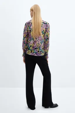 Blusa textura floral de Mango en Blusas para argentina