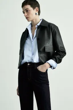 Jeans flare rinse wash de Mango en Pantalones para argentina