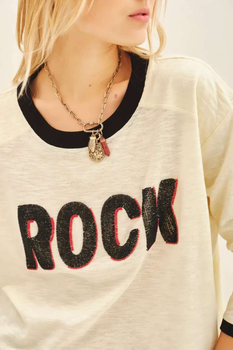 Remera blanca con bordado central en canutillos y diseño exclusivo de Rapsodia en Remeras para argentina