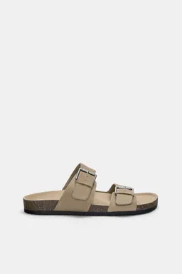 Sandalias con hebilla de Pull&Bear en Sandalias y Ojotas para argentina