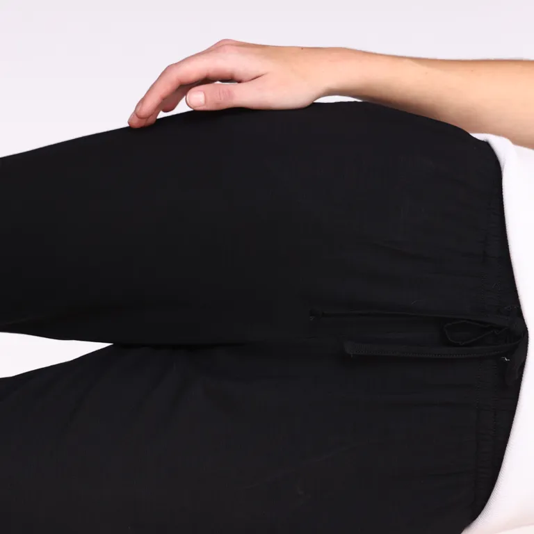 Pantalón con cintura fruncida y bolsillos laterales en viscosa elastizada de Yagmour en Pantalones para argentina