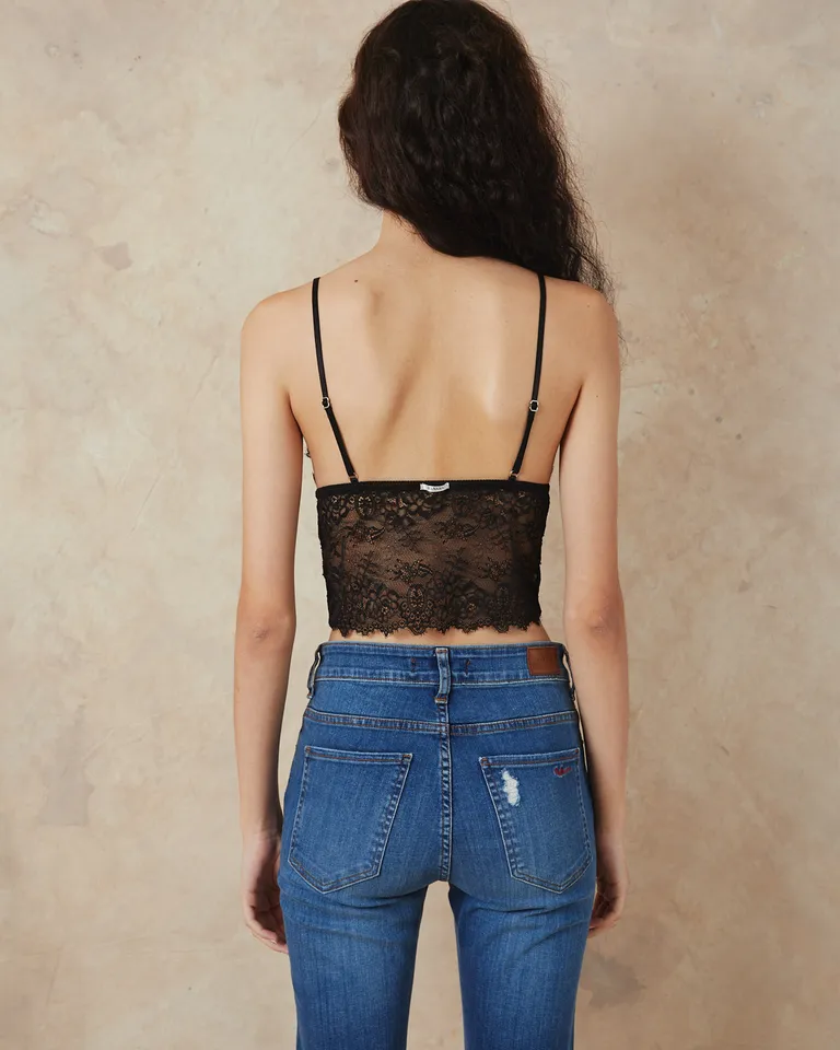 Top lencero de encaje con breteles finos regulables de Wanama en Tops para argentina