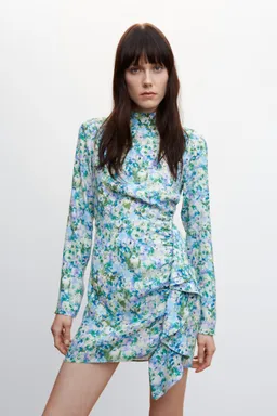 Vestido floral con volante de Mango en Vestidos para argentina