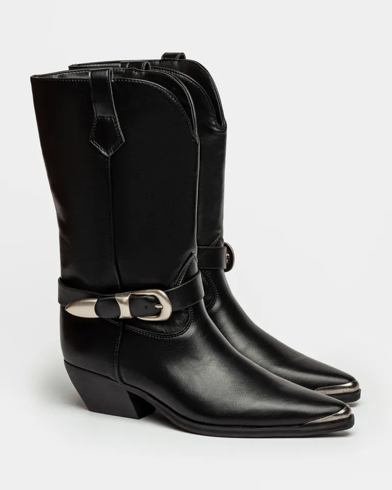 Botas de caña media con efecto cuero y detalles metálicos de Prüne en Botas y Botinetas para argentina