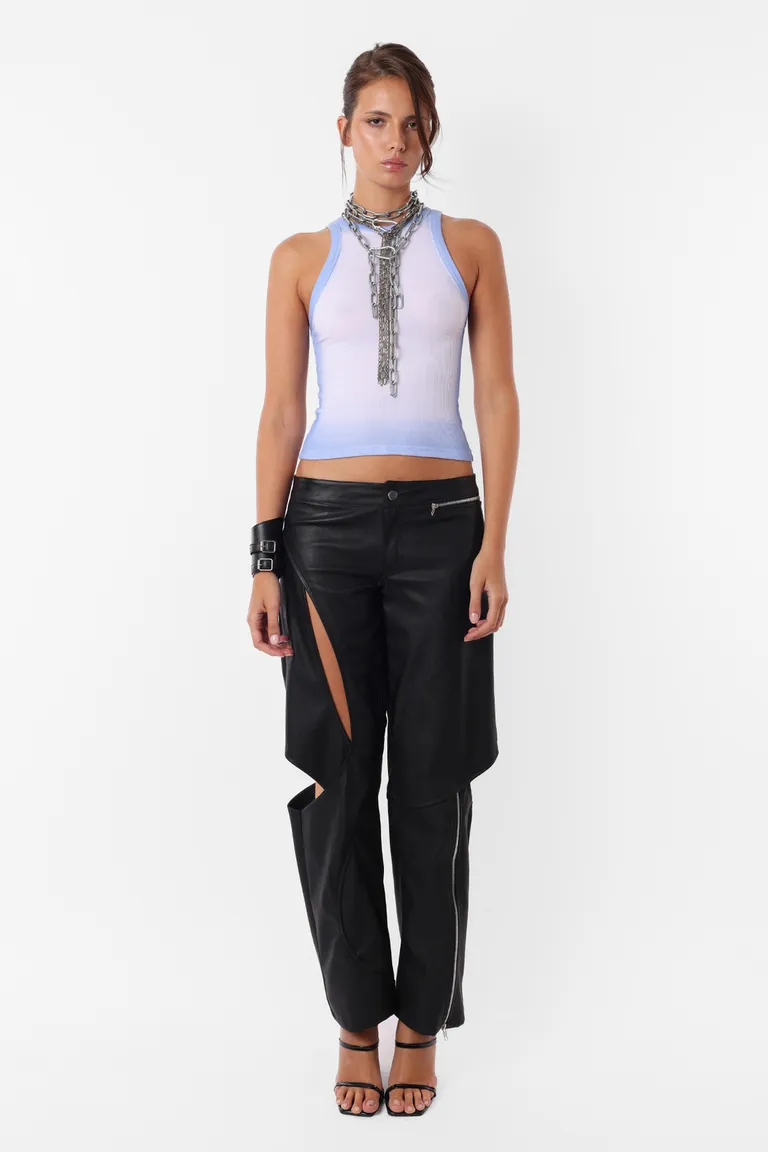 Top de diseño artesanal con detalles de teñido sopleteado en tonos violetas de Top White en Tops para argentina