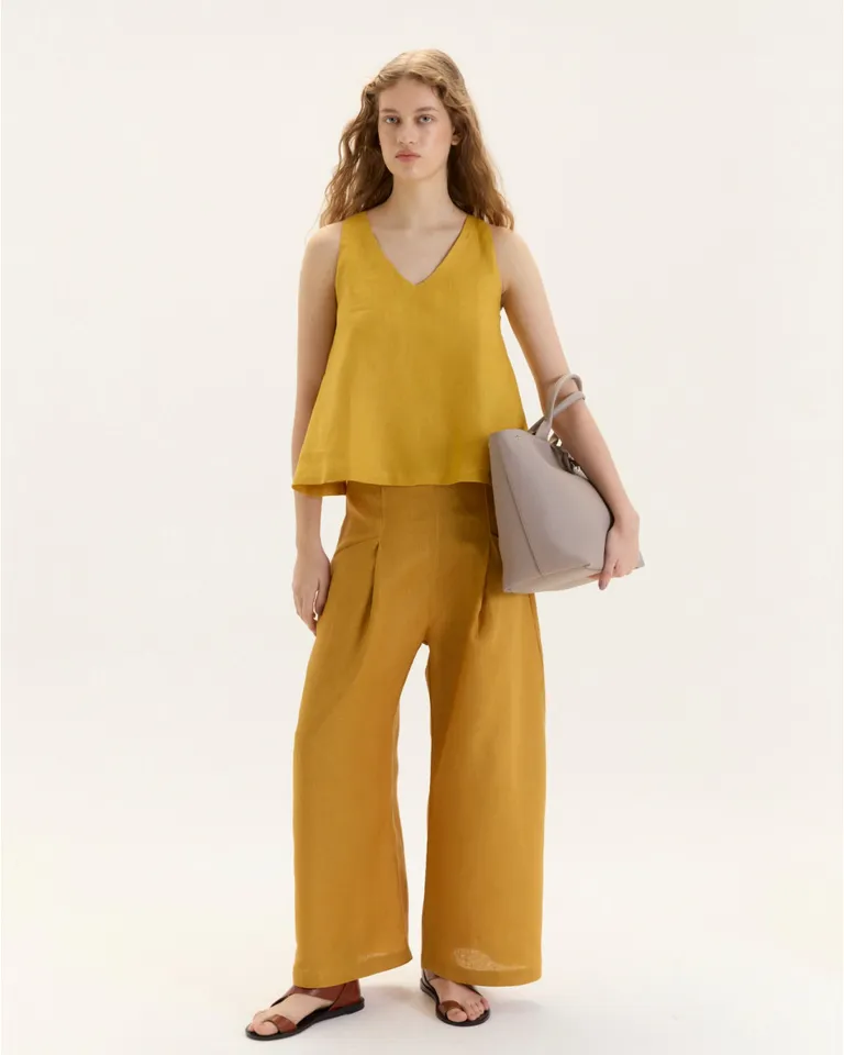 Suéter de lino de corte evasé con escote en V y breteles anchos de Blue Sheep en Tops para argentina