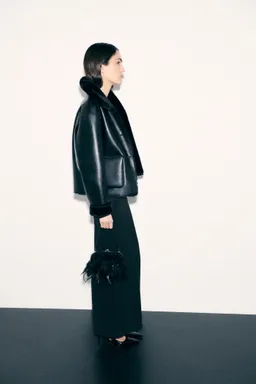 Bolso plumas asa corta de Mango en Bolsos y Carteras para argentina