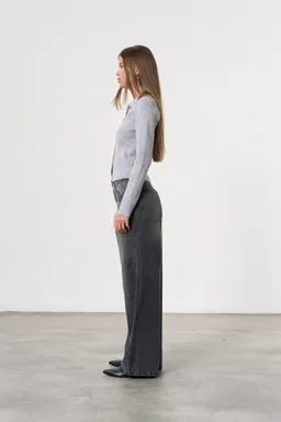 Jean denim nolan ancho de Magda en Pantalones para argentina
