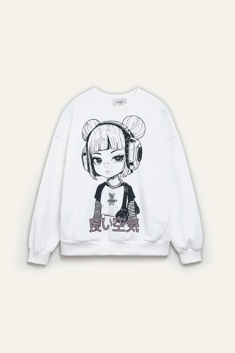 Buzo con estampa de diseño gráfico frontal, cuello redondo y mangas largas con calce cómodo de 47 Street en Buzos y Sweaters para argentina