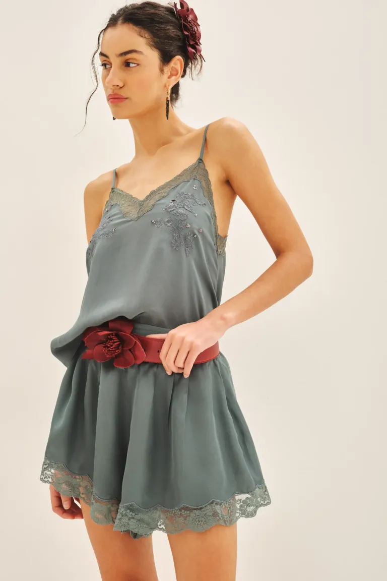 Elegante vestido corto en satén y encaje de Rapsodia en Vestidos para argentina