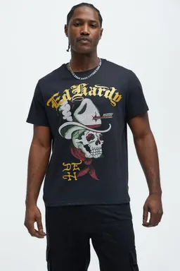 Remera ed hardy calavera cowboy de Fashion Nova en Remeras y Polos para argentina