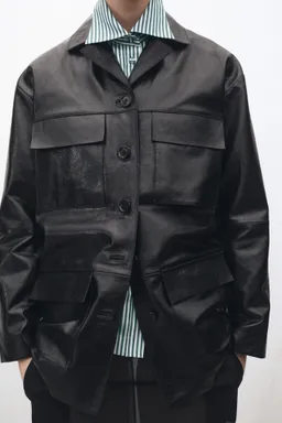 Chaqueta oversize cuero bolsillos de Mango en Chaquetas para argentina