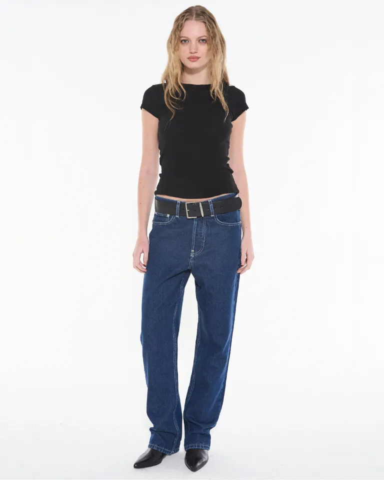 Pantalones de tiro bajo con calce suelto y pierna ancha de Ay Not Dead en Pantalones para argentina